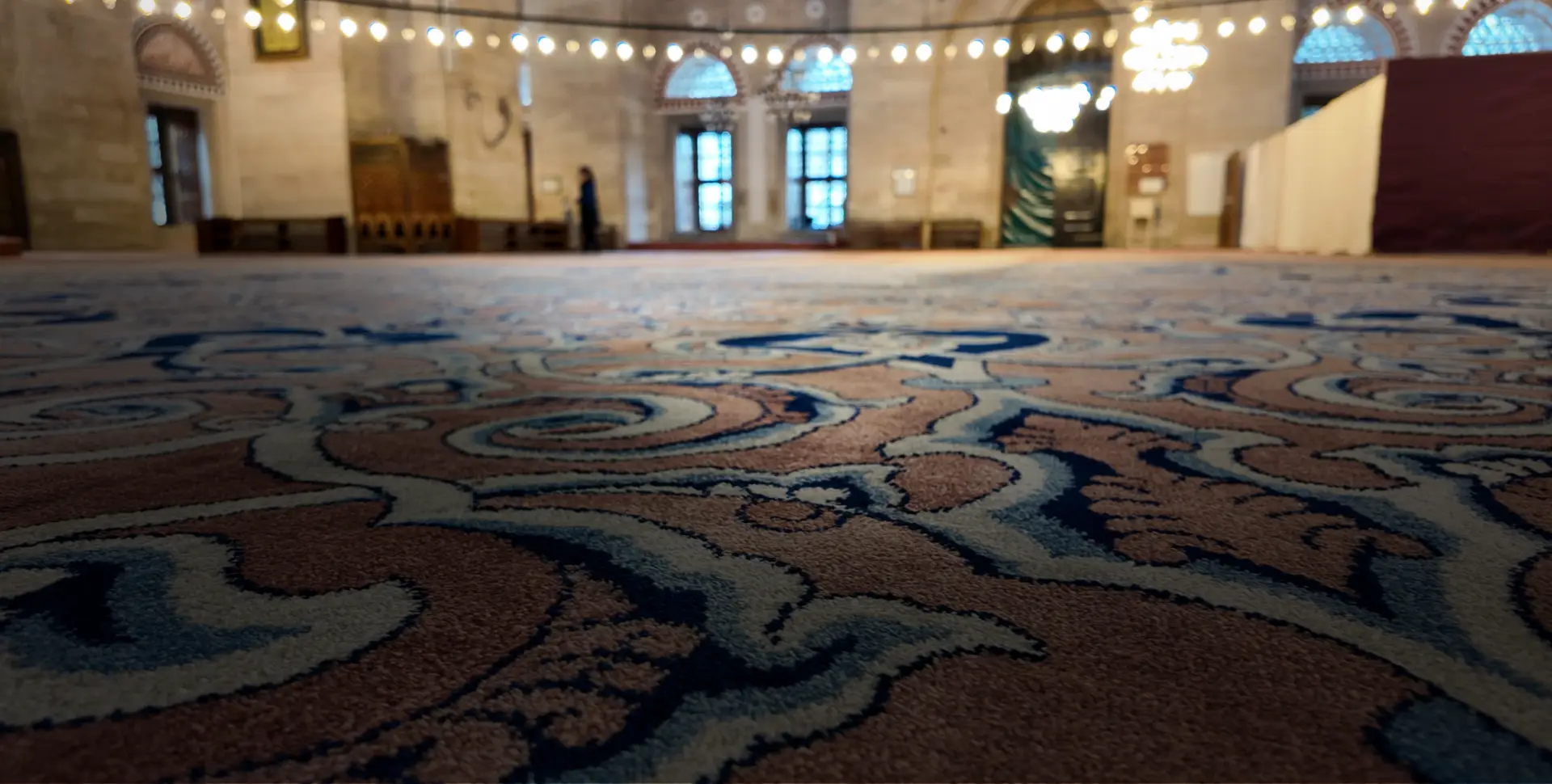 Kubbe Halı Camii Ve Kuran Kursu Halı üreticisi