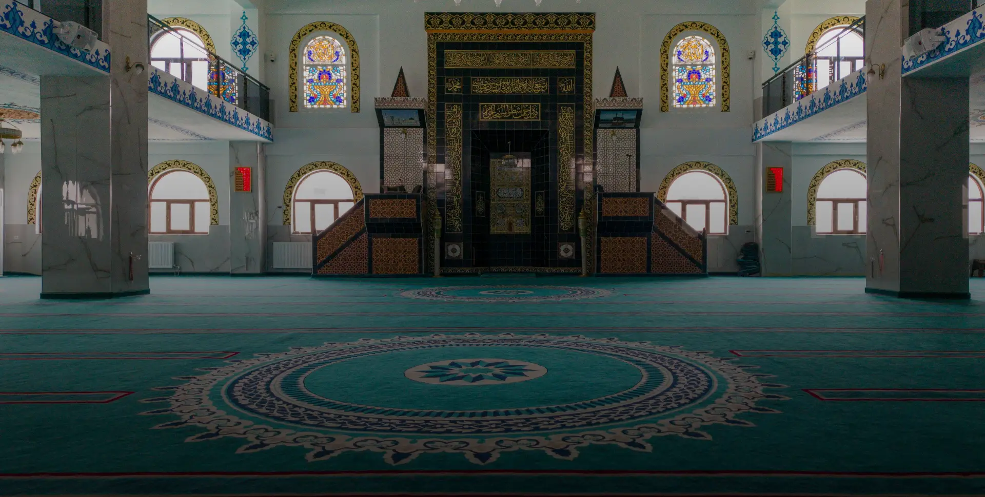 Kubbe Halı Camii Ve Kuran Kursu Halı üreticisi